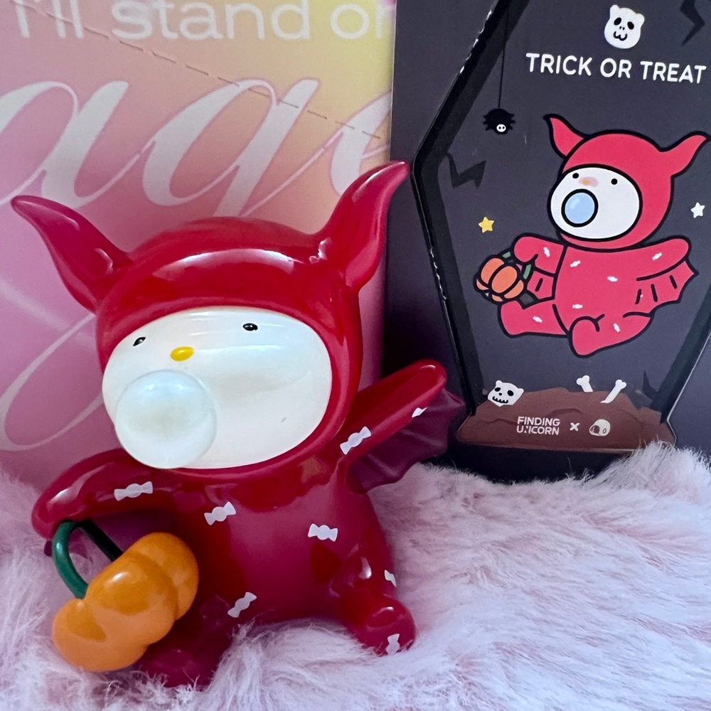 Repolar Series Figure - Trick or Treat